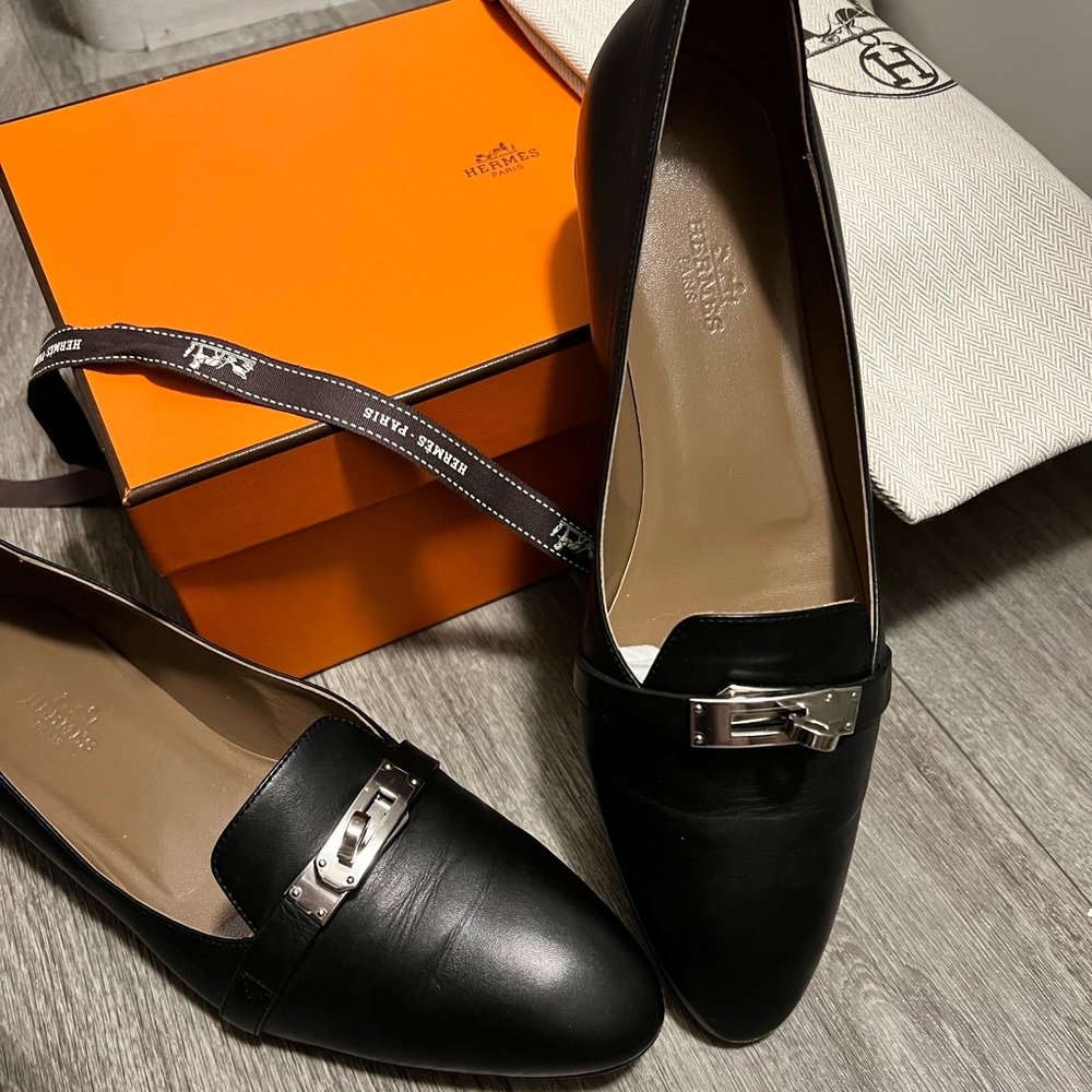 100% authentic Hermes loafers